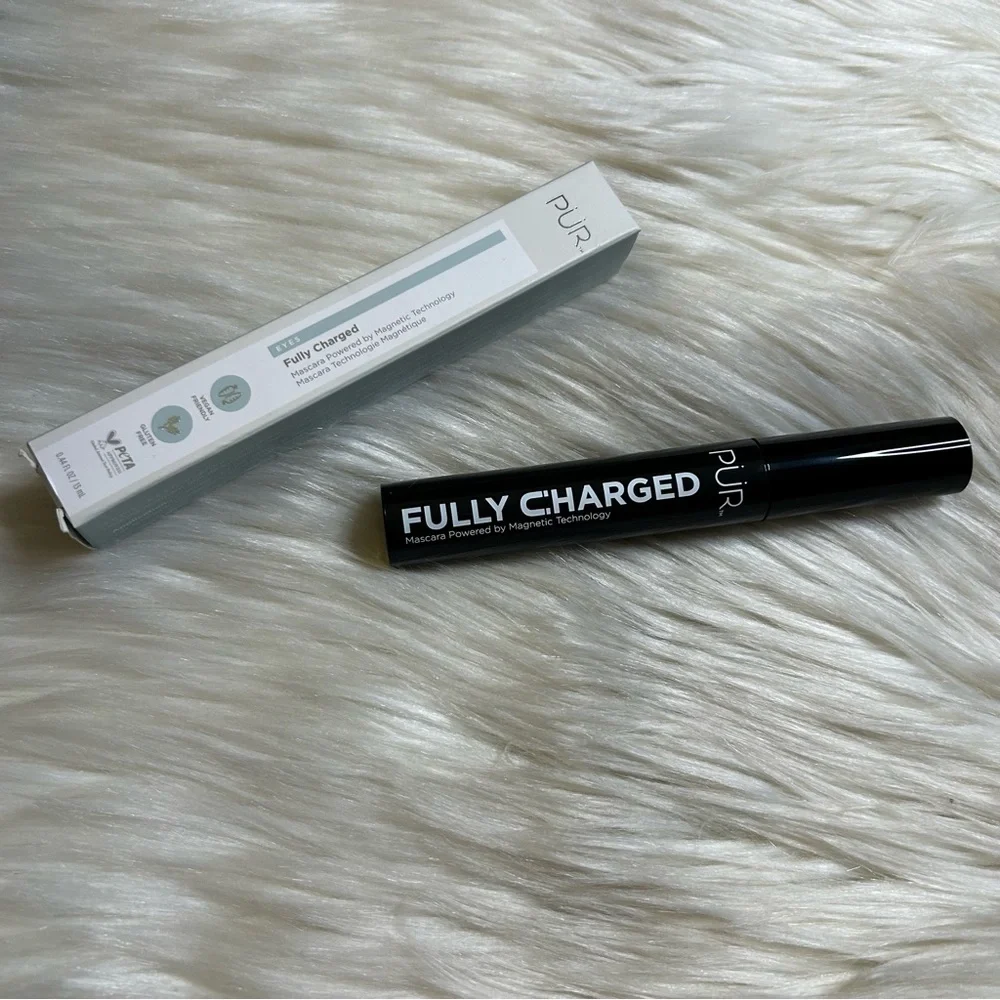 Pur Fully Charged Mascara 👀